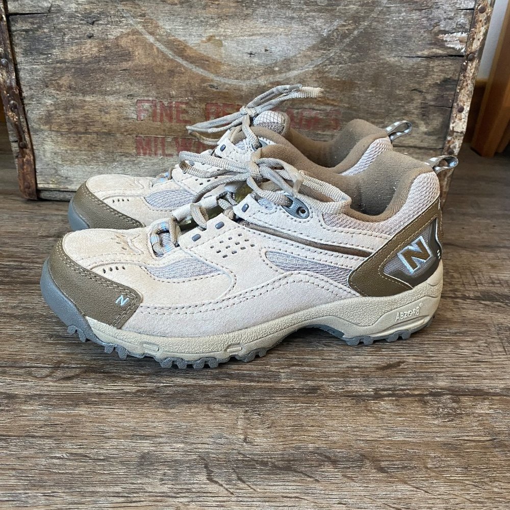 Women's New Balance 643 Country Walk Trail Hiking Shoes Beige
